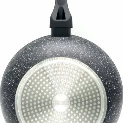 Blackstone Sterk Home - Wokpan 28cm In Steen-look, Gegoten Aluminium, Anti-Aanbaklaag, Geschikt Voor Alle Warmtebronnen, Ook Inductie -Maxwell & Williams winkel 474x840 2