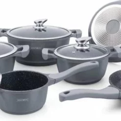 Royalty Line 10-delige Pannenset-- RVS - Gietijzer- Roze -Maxwell & Williams winkel 550x258