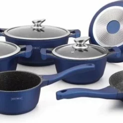 Royalty Line 10-delige Pannenset-- RVS - Gietijzer- Roze -Maxwell & Williams winkel 550x263 2