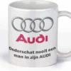Kimano Cadeau Mok Audi-rijder | Onderschat Nooit Een Man In Zijn Audi | Wit Handvat | Kado Beker Voor Vader, Opa, Broer, Neef, Zoon, Vriend, Oom, Papa -Maxwell & Williams winkel 550x296 1
