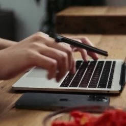 Esku Vinger Eetstokjes - Multifunctioneel - Gadget - 2pack - Zwart - Hygiënisch - Joystick Controller Accessoire - Finger Chopsticks - Snack 10 Esku Vinger Eetstokjes - Multifunctioneel - Gadget - 2pack - Zwart - Hygiënisch - Joystick Controller Accessoire - Finger Chopsticks - Snack -Maxwell & Williams winkel 550x309 57