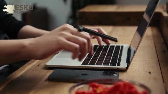 Esku Vinger Eetstokjes - Multifunctioneel - Gadget - 2pack - Zwart - Hygiënisch - Joystick Controller Accessoire - Finger Chopsticks - Snack 4 Esku Vinger Eetstokjes - Multifunctioneel - Gadget - 2pack - Zwart - Hygiënisch - Joystick Controller Accessoire - Finger Chopsticks - Snack - Afbeelding 2