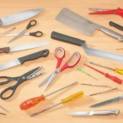 Genius Ideas Elektrische Messenslijper - Zilver - Professionele Slijper - Universeel - Voor Alle Messen En Scharen -Maxwell & Williams winkel 550x360 3