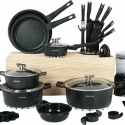 Swiss Pro+ - SWP41D22 - Pannenset 41 Delig - Foodprocessor - Messenblok 8 Delig - Kookgerei Set Met Houder 7 Delig - Starters Pakket - 2022 Serie - Limited Edition -uitzet -Maxwell & Williams winkel 550x384 1