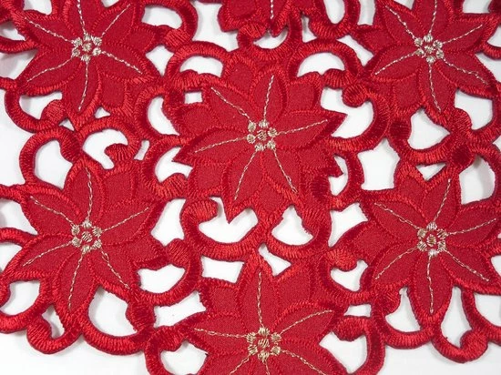 Merkloos Tafelkleed - Kerst - Rood Opengewerkt Met Bloemen - Rond 60 Cm 5 Merkloos Tafelkleed - Kerst - Rood Opengewerkt Met Bloemen - Rond 60 Cm - Afbeelding 3