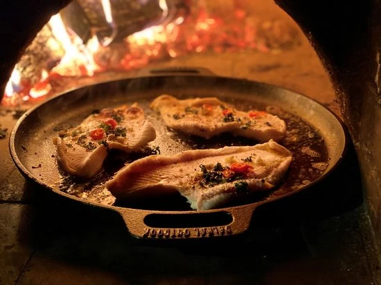 Valhal Outdoor Skillet / Plancha / Koekenpan - Gietijzer - Diameter 35cm, Twee Handvatten, VH35F 17 Valhal Outdoor Skillet / Plancha / Koekenpan - Gietijzer - Diameter 35cm, Twee Handvatten, VH35F - Afbeelding 15