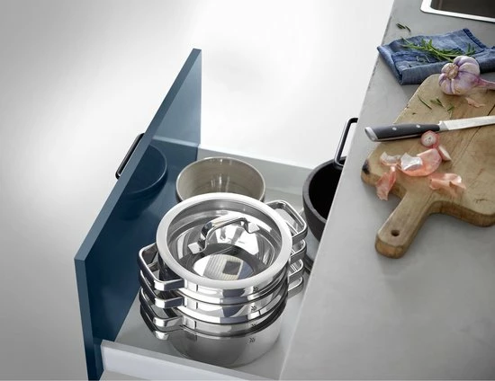 WMF Compact Cuisine Pannenset 4-delig - Kookpannen, Stoominzet, Mengkom 7 WMF Compact Cuisine Pannenset 4-delig - Kookpannen, Stoominzet, Mengkom - Afbeelding 5