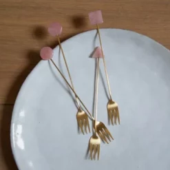 Oliva's - Gebaksvorkjes - Taartvorkjes - Kleine Vorkjes - Set Van 4 Stuks - Goud / Roze 9 Oliva's - Gebaksvorkjes - Taartvorkjes - Kleine Vorkjes - Set Van 4 Stuks - Goud / Roze -Maxwell & Williams winkel 550x425 4