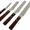 Krumble Patisserie Paletmes Set Van 4 - Pannenkoekenmes - Glaceermes - Spatelset - Glazuurspatel - Pannenkoeken Spatel - Cake Spatel - Gebak Spatel -met Houten Handvat 2 Krumble Patisserie Paletmes Set Van 4 - Pannenkoekenmes - Glaceermes - Spatelset - Glazuurspatel - Pannenkoeken Spatel - Cake Spatel - Gebak Spatel -met Houten Handvat -Maxwell & Williams winkel 550x446 1