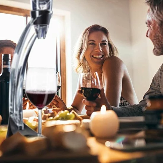 Olvy Wijn Decanteerder Deluxe - Complete Set - Wijn Beluchter - Wine Decanter - Wijn Accessoires 7 Olvy Wijn Decanteerder Deluxe - Complete Set - Wijn Beluchter - Wine Decanter - Wijn Accessoires - Afbeelding 5