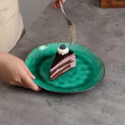 Merkloos Combiservies, 24-delig Coco Tafelservies Van Aardewerk, Raku Glazuur Effect Serviesset, Bevat Mueslikommen, Dessertborden En Dinerborden Voor 8 Personen In Vintage Look, Groen -Maxwell & Williams winkel 550x550 379