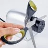 Genius Ideas Elektrische Messenslijper - Zilver - Professionele Slijper - Universeel - Voor Alle Messen En Scharen 2 Genius Ideas Elektrische Messenslijper - Zilver - Professionele Slijper - Universeel - Voor Alle Messen En Scharen -Maxwell & Williams winkel 550x550 782