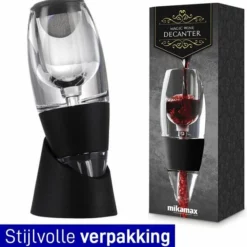 MikaMax Magic Wijn Decanteerder - Vaatwasserbestendig - Incl. Zeef - Wijn Beluchter - Decanter - Wijn Accessoires - Wijn Cadeaus - Magic Wine Decanter -Maxwell & Williams winkel 550x567 1