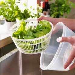 Excellent Houseware Slacentrifuge 5,0L - Sladroger - Ø25,5 Cm - Blauw -Maxwell & Williams winkel 550x734