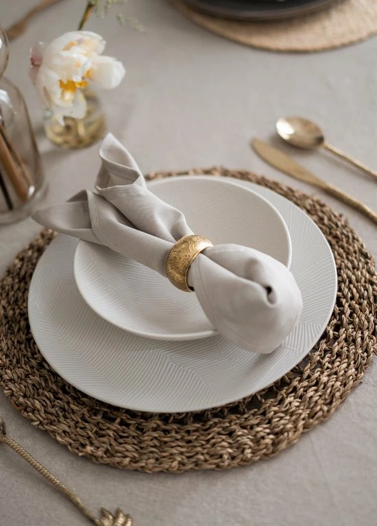 House Of Palma Servetringen (set) Goud Met Olifant Patroon | Servetring Goud | Tafeldecoratie Goud | Bruiloft Decoratie | Tafel Accessoire Servetringen 4 House Of Palma Servetringen (set) Goud Met Olifant Patroon | Servetring Goud | Tafeldecoratie Goud | Bruiloft Decoratie | Tafel Accessoire Servetringen - Afbeelding 2