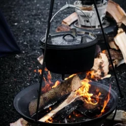 Dutch Oven 9Qt - 7,6 Liter - The Windmill - 3-delig - Gietijzer Braadpan - Zwart -Maxwell & Williams winkel 550x825 19