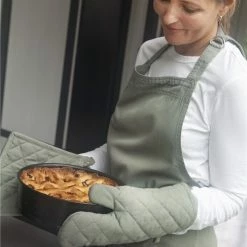 Walra Ovenwant Cook With A Smile - 16x32 - 100% Katoen - Legergroen 12 Walra Ovenwant Cook With A Smile - 16x32 - 100% Katoen - Legergroen -Maxwell & Williams winkel 550x825 29